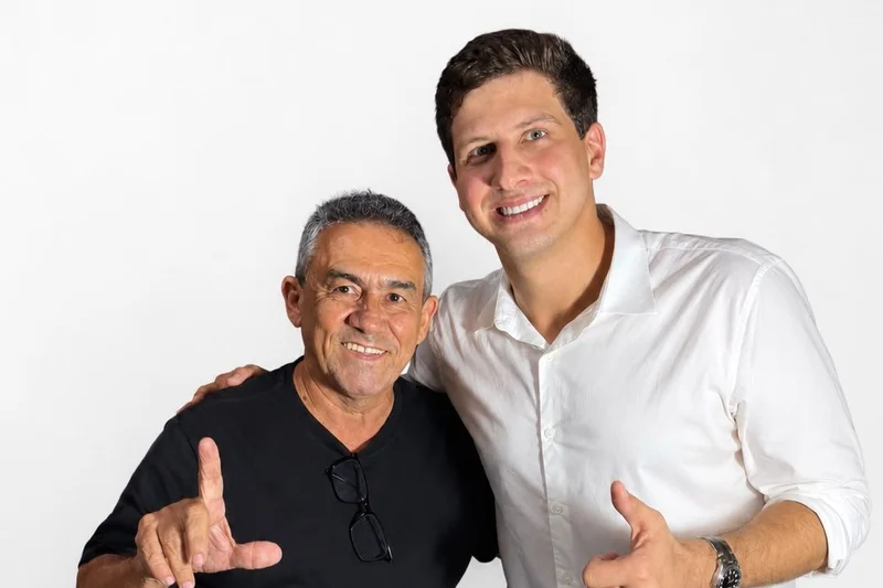 João Campos amplia base política com apoio de ex-prefeito de Orocó