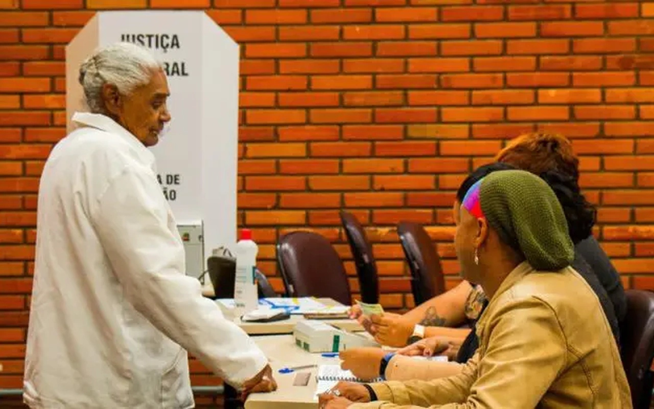 Eleições 2026: comparecimento às urnas poderá valer como prova de vida do INSS